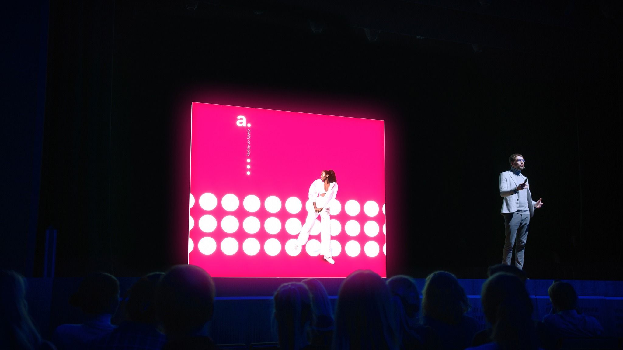 Lorem ipsum dolor sit amet, consetetur sadipscing elitred diam nonumy eirmod tempor invidunt ut labore.