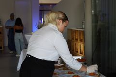 Palina im Einsatz als Essensausgabe in Karlsruhe