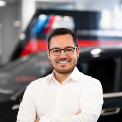 Personalmitarbeiter im BMW Autohaus Scheller