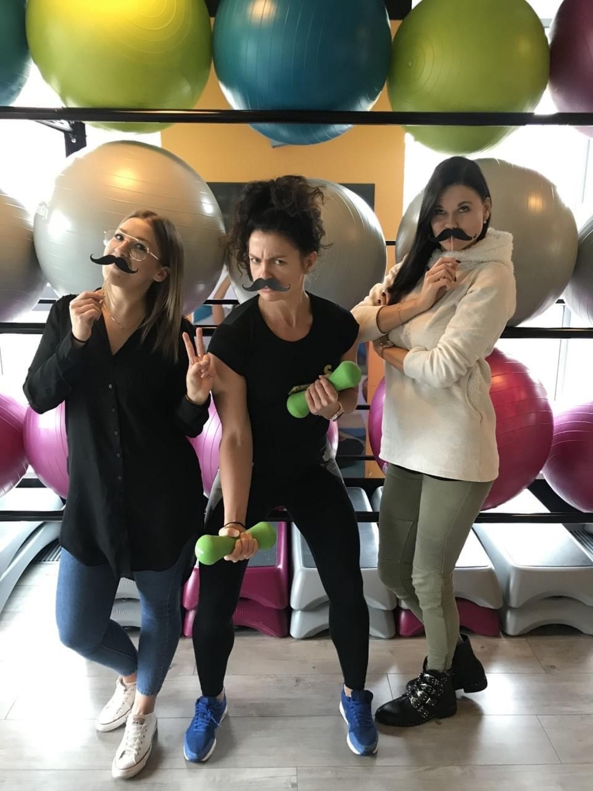 Lorem ipsum dolor sit amet, consetetur sadipscing elitred diam nonumy eirmod tempor invidunt ut labore.