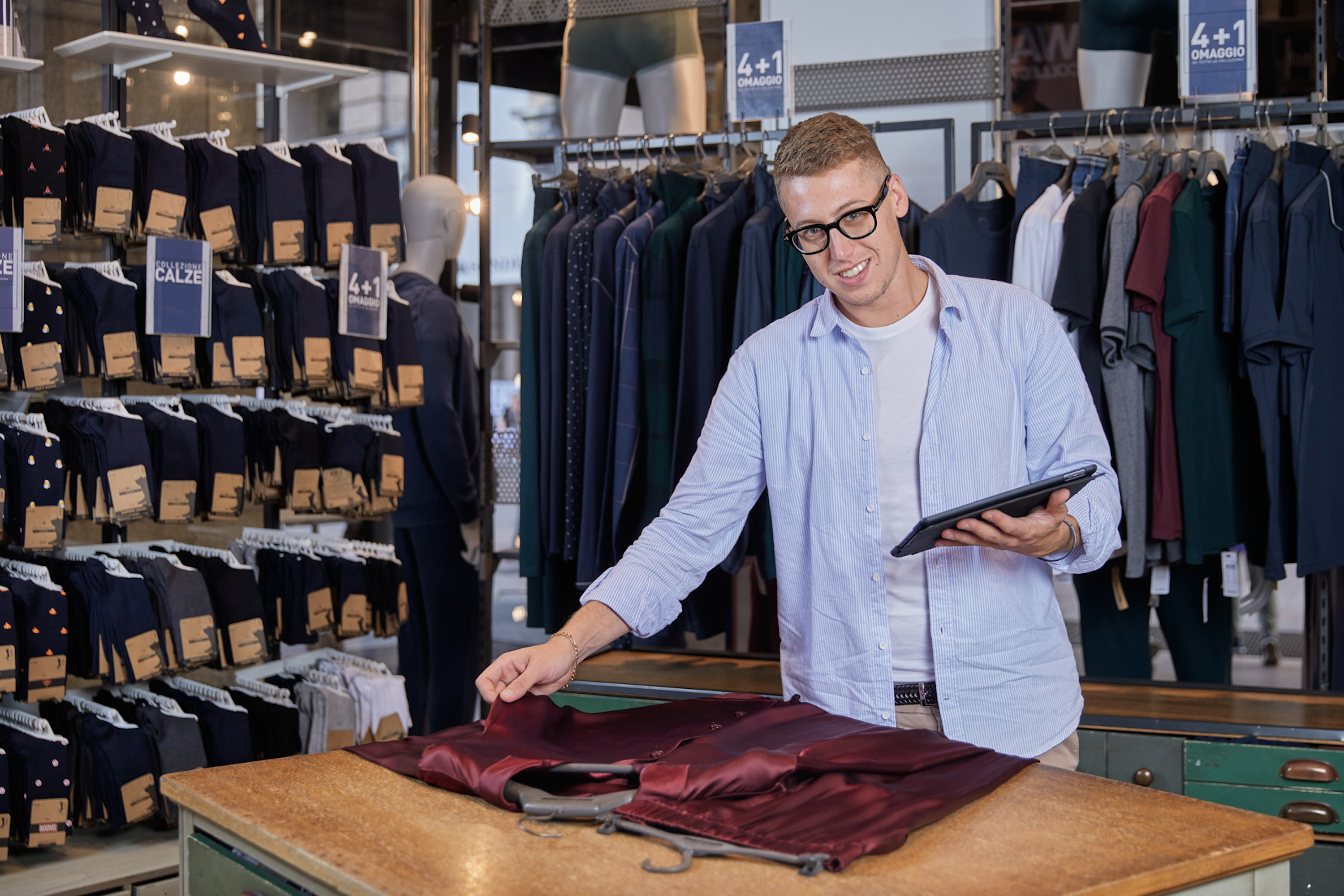 Lorem ipsum dolor sit amet, consetetur sadipscing elitred diam nonumy eirmod tempor invidunt ut labore.