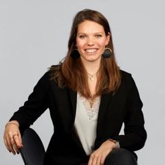 Antonia Baerens lächelt freundlich in die Kamera