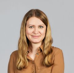 Marina Belitzki lächelt freundlich in die Kamera