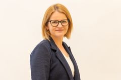 Simone Sell, Personalmanagement