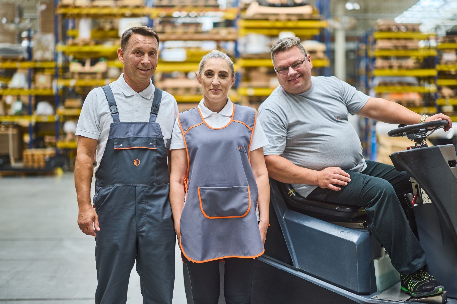 Lorem ipsum dolor sit amet, consetetur sadipscing elitred diam nonumy eirmod tempor invidunt ut labore.