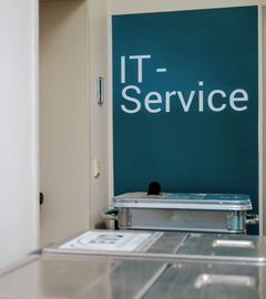 Raum der IT-Services.