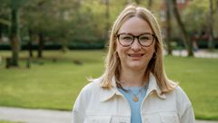 Portraitfoto von Leonie Groß-Weege, Referentin im Recruiting.