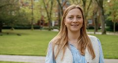 Portraitfoto von Fanny Wegner, Referentin im Recruiting.