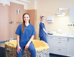 Studentinnen der Hebammenwissenschaften