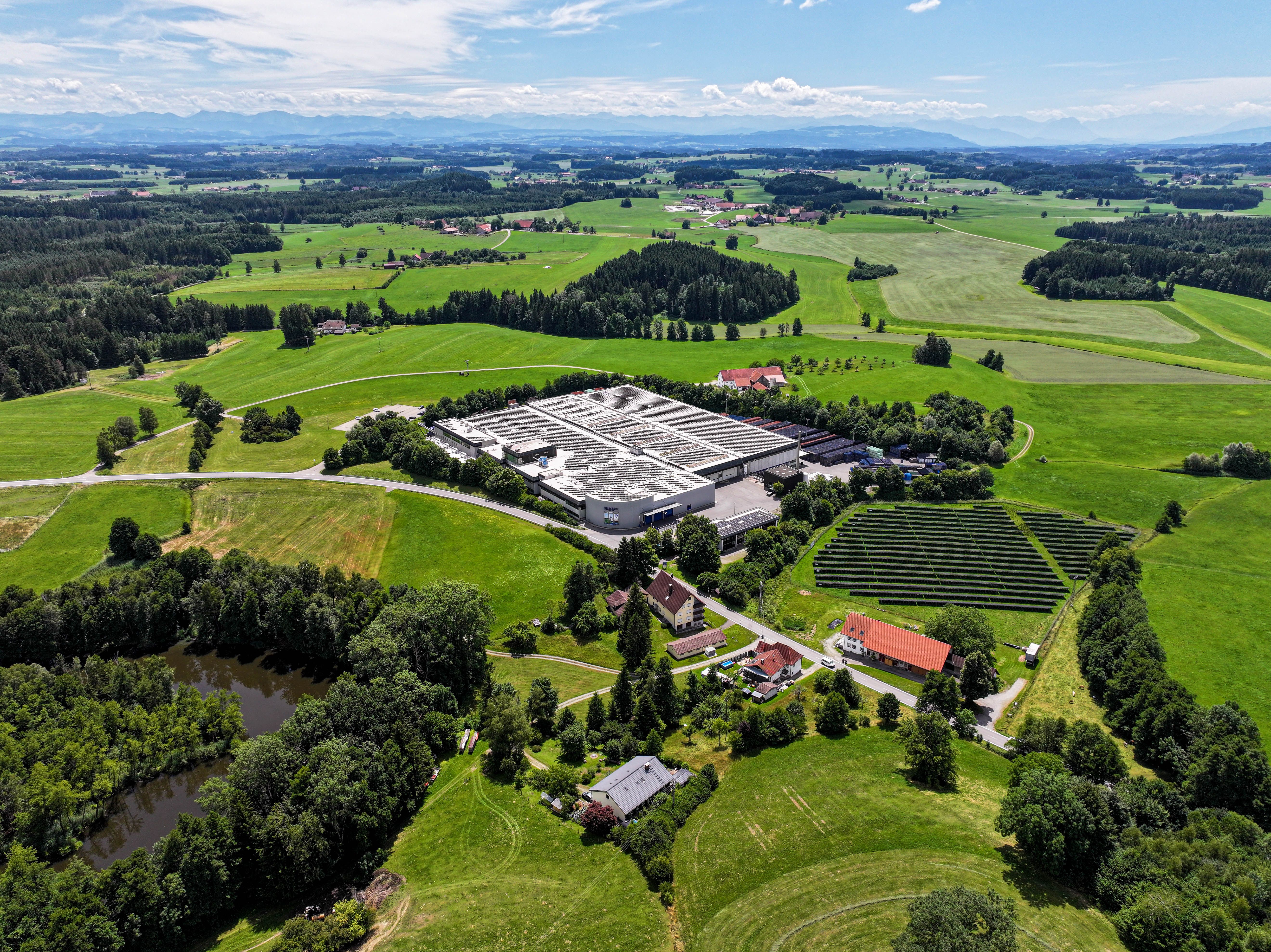 Lorem ipsum dolor sit amet, consetetur sadipscing elitred diam nonumy eirmod tempor invidunt ut labore.