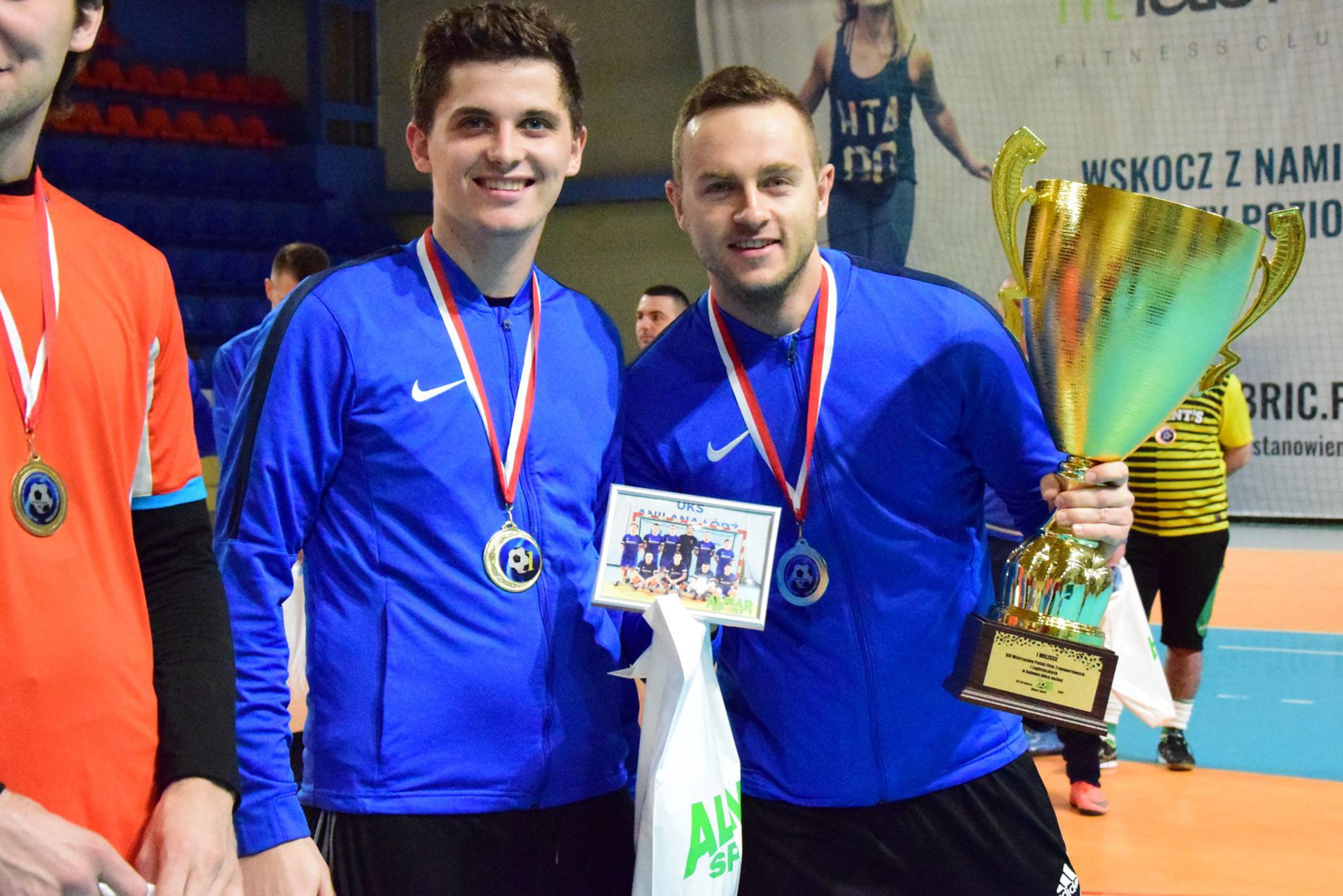 Lorem ipsum dolor sit amet, consetetur sadipscing elitred diam nonumy eirmod tempor invidunt ut labore.