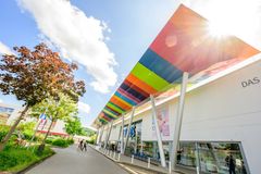 Bild von Fassade und Haupteingang vom Einrichtungshaus TRENDS in Witten