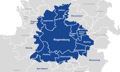 Karte von Regensburg und den Umlandgemeinden die das Einsatzgebiet der Elektrofachkräfte der REWAG und Regensburg Netz aufzeigt.