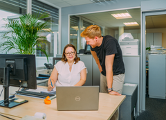 Mitarbeiter Büro/Office