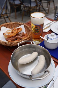 Frühshoppen im Franziskaner